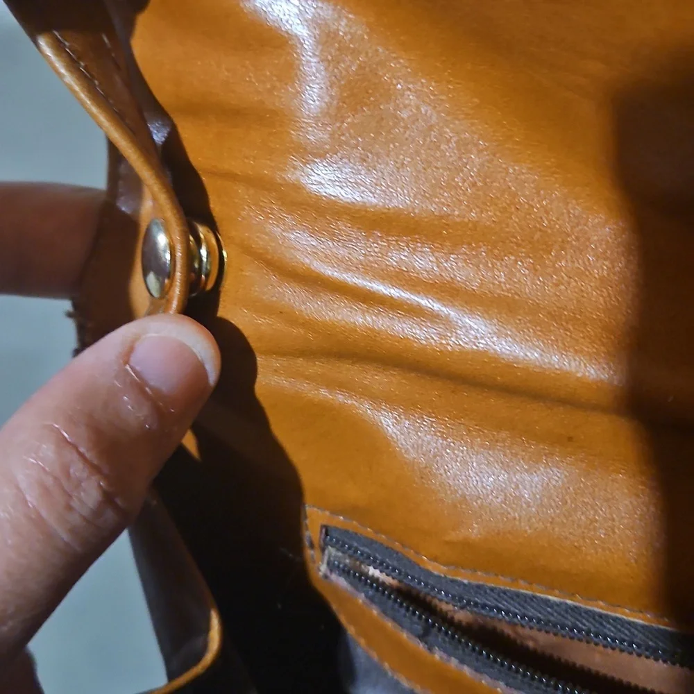 Timeless Classic Quilted Chevron Leather Shoulder Bag - Picture 5 of 11